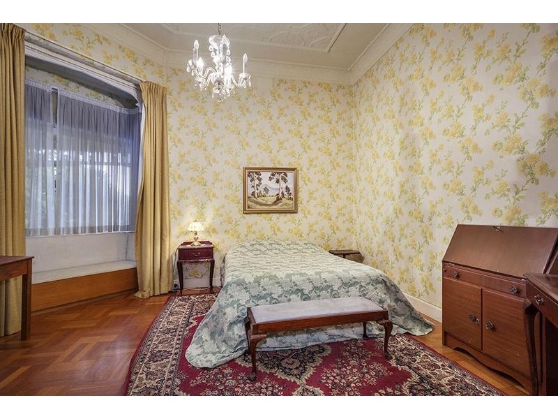 24 Lower Heidelberg Road, Ivanhoe VIC 3079
