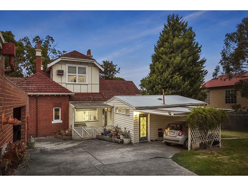 24 Lower Heidelberg Road, Ivanhoe VIC 3079