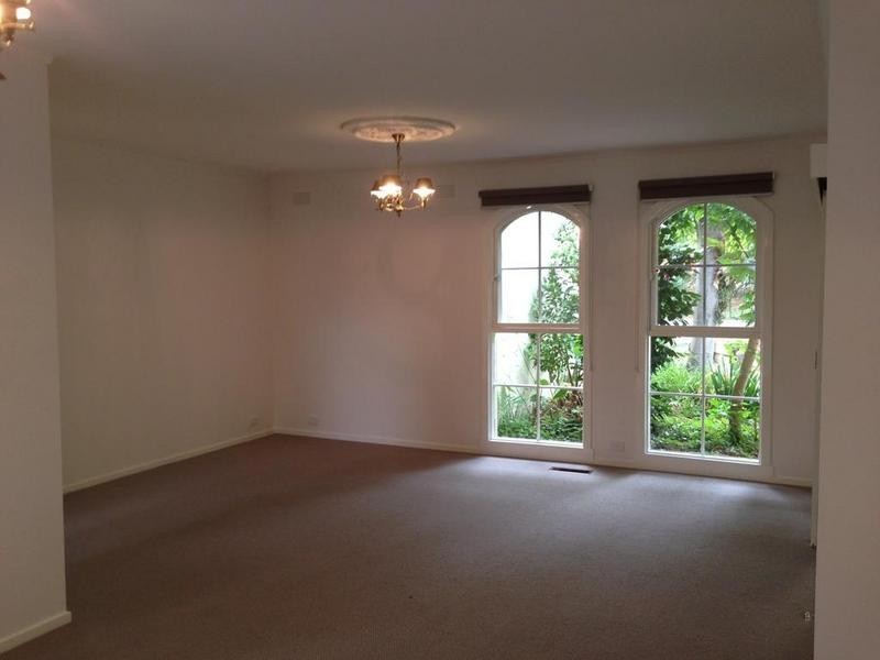 7 Viscount Drive, Doncaster East VIC 3109