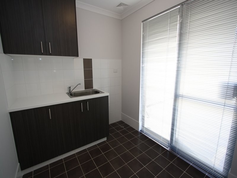 1/87 Station Street, East Cannington WA 6107