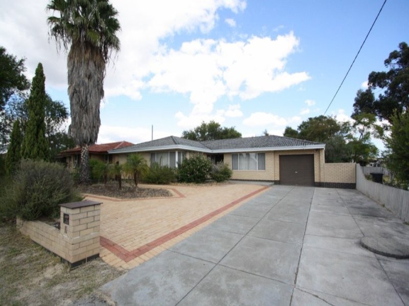 11 Sullivan Street, Beckenham WA 6107