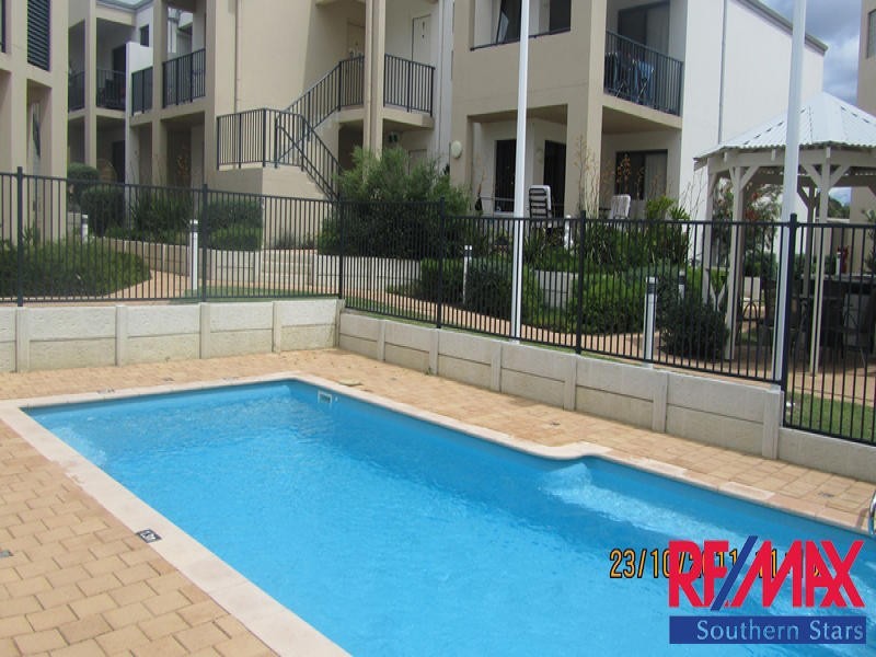 U39/17 Southdown Place, Thornlie WA 6108