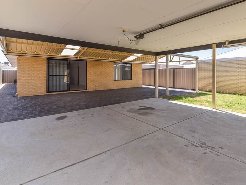 55 Riva Entrance, Piara Waters WA 6112