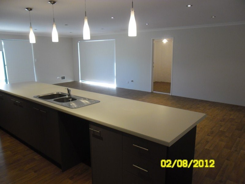 39 Hardwick Boulevard, Canning Vale WA 6155