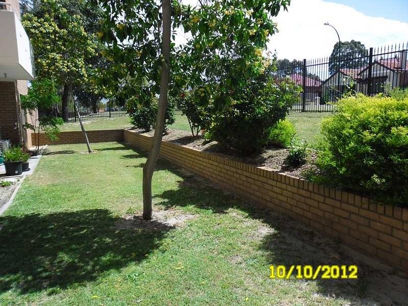 U2/171 Hubert Street, East Victoria Park WA 6101