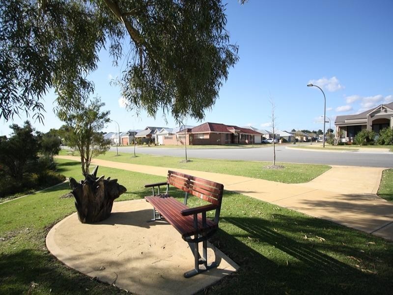 2 Sheldon Street, Piara Waters WA 6112