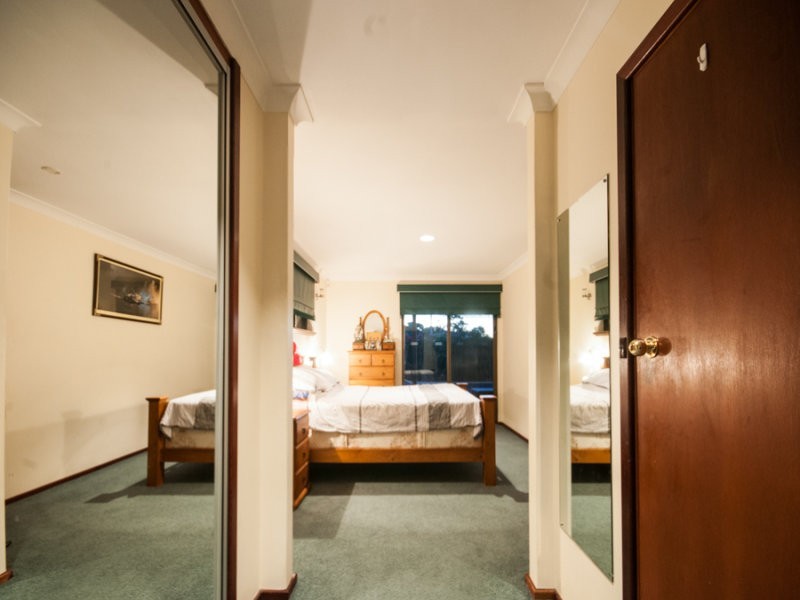 3 Allamanda Way, Forrestfield WA 6058