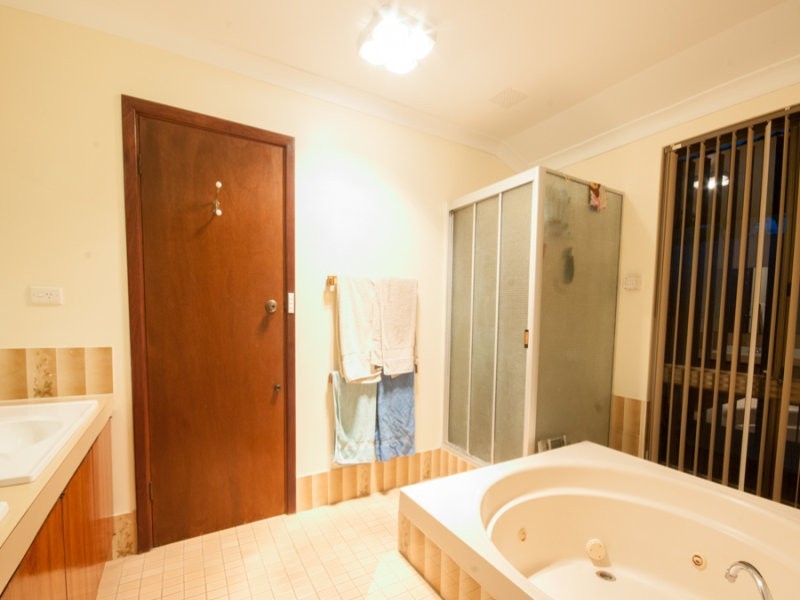 3 Allamanda Way, Forrestfield WA 6058