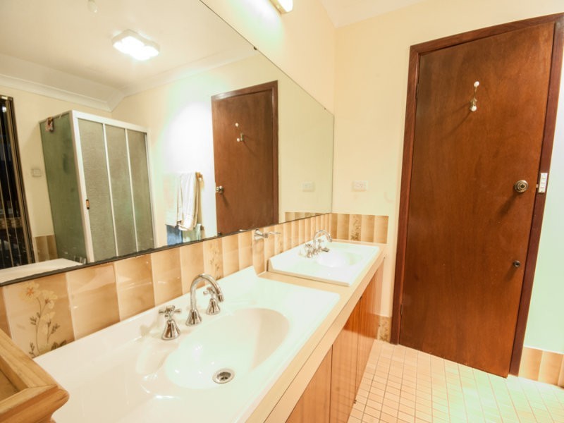 3 Allamanda Way, Forrestfield WA 6058