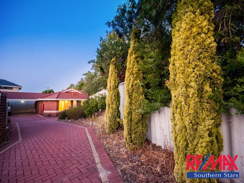 3/3 Hove Court, Nollamara WA 6061