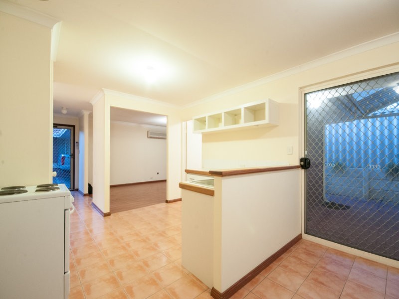 3/3 Hove Court, Nollamara WA 6061