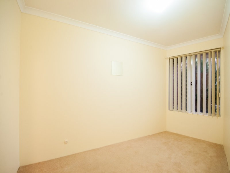 3/3 Hove Court, Nollamara WA 6061