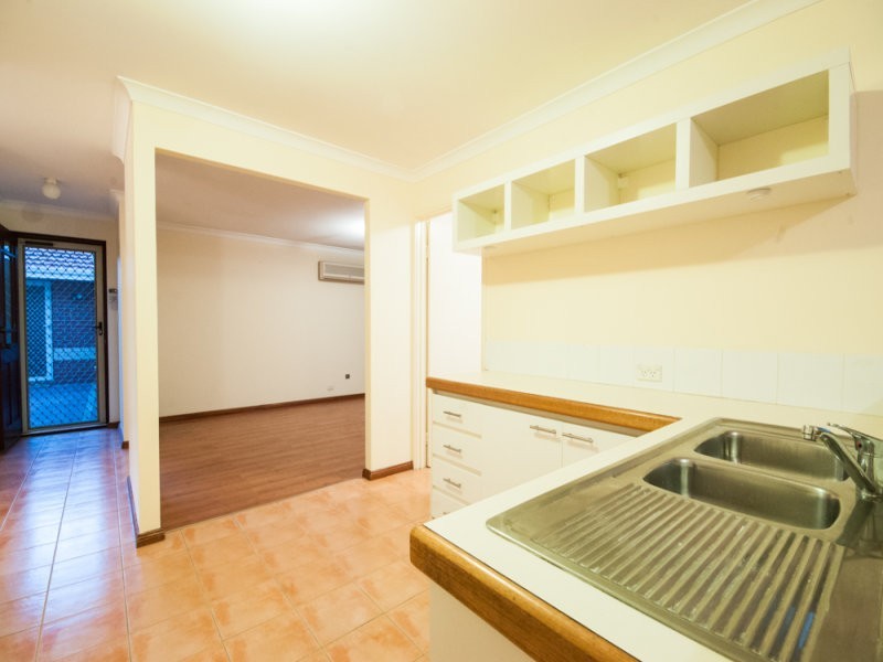 3/3 Hove Court, Nollamara WA 6061