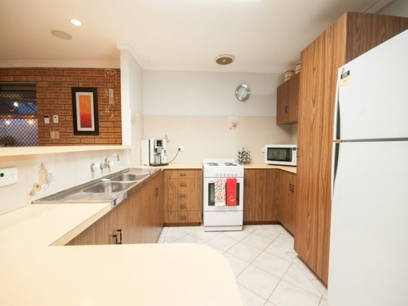 20 Allamanda Way, Forrestfield WA 6058