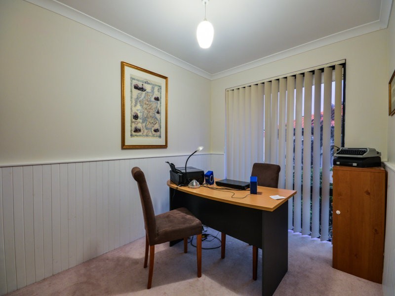 2/48 Thomas Street, Queens Park WA 6107