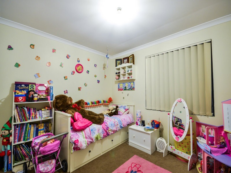 2/48 Thomas Street, Queens Park WA 6107