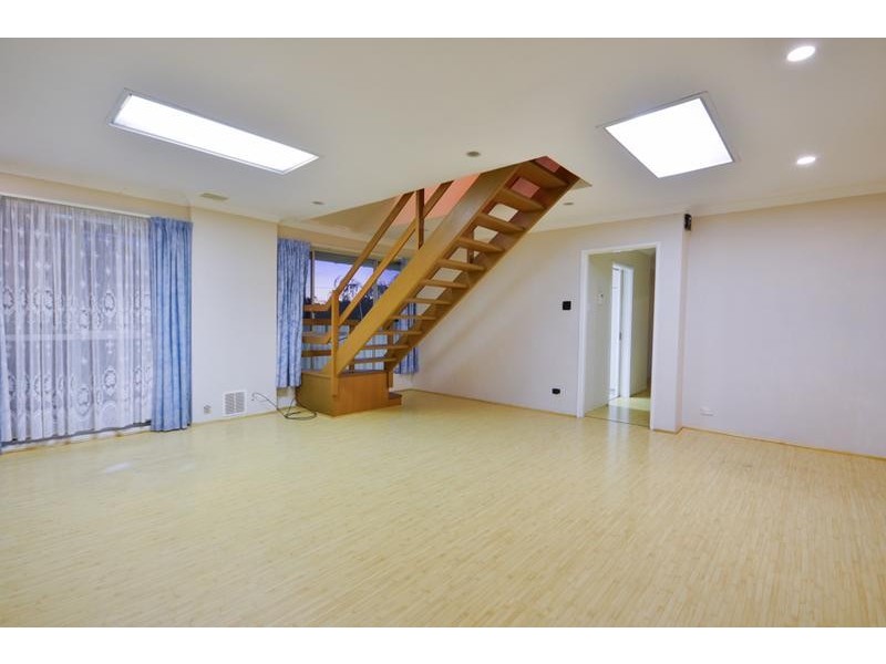 61 Russell Street, East Cannington WA 6107