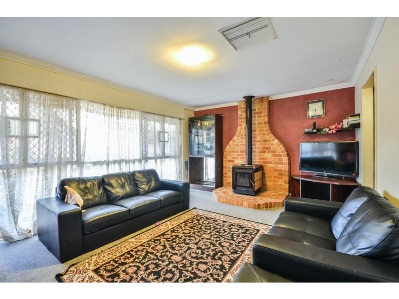 17 Clovelly Crescent, Lynwood WA 6147