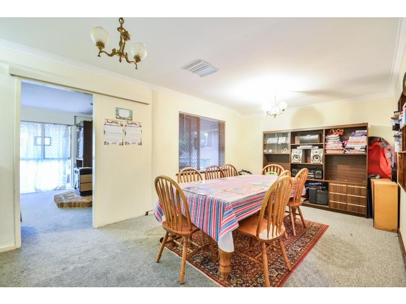 17 Clovelly Crescent, Lynwood WA 6147