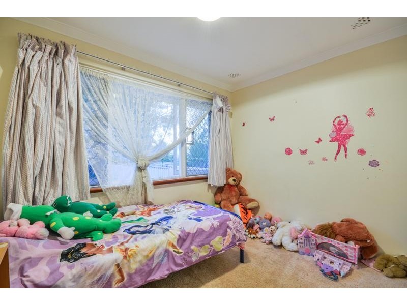 17 Clovelly Crescent, Lynwood WA 6147