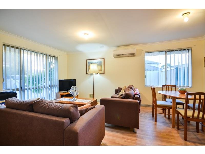 5/14 Skytown Place, Queens Park WA 6107