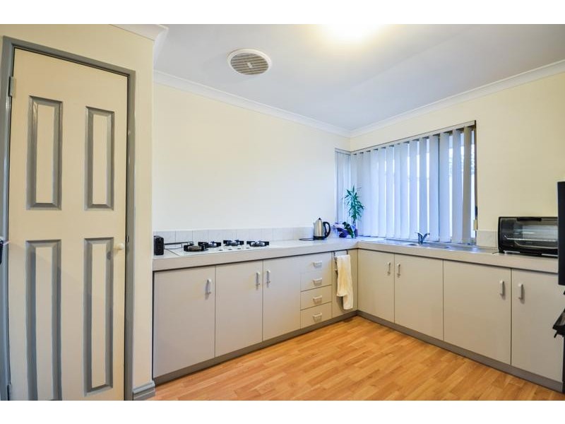 5/14 Skytown Place, Queens Park WA 6107