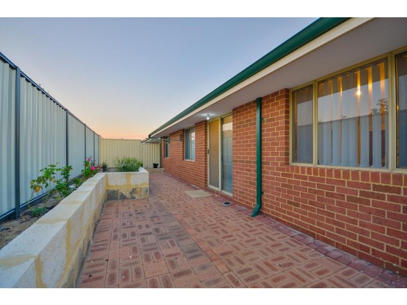 5/14 Skytown Place, Queens Park WA 6107