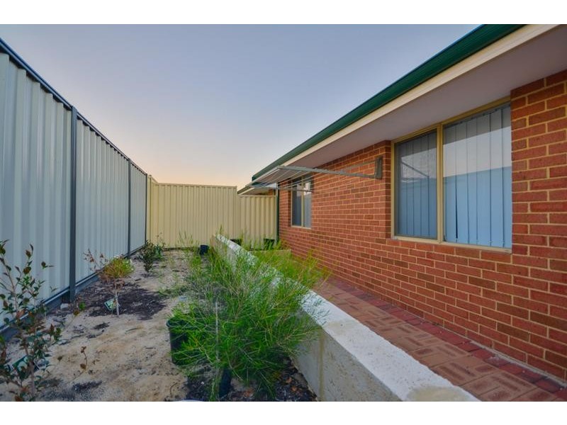 5/14 Skytown Place, Queens Park WA 6107