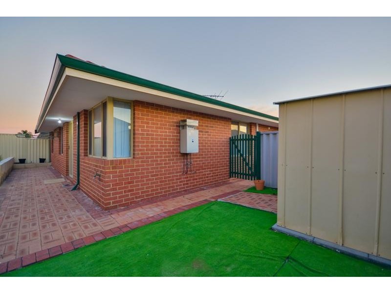5/14 Skytown Place, Queens Park WA 6107