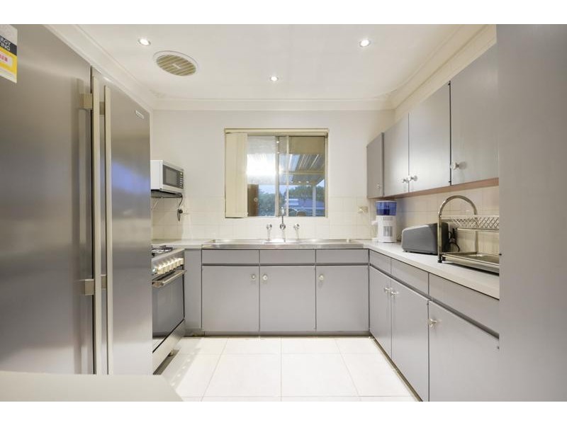 8 Leach Highway, Wilson WA 6107