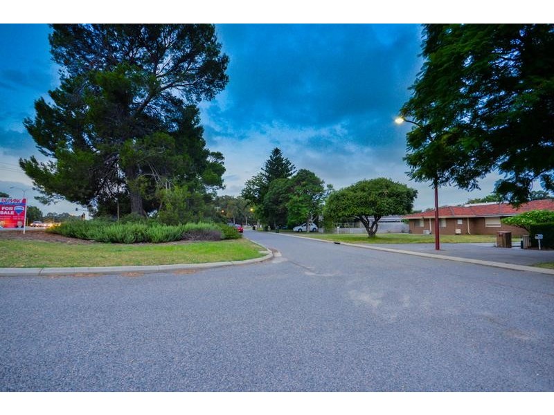 8 Leach Highway, Wilson WA 6107