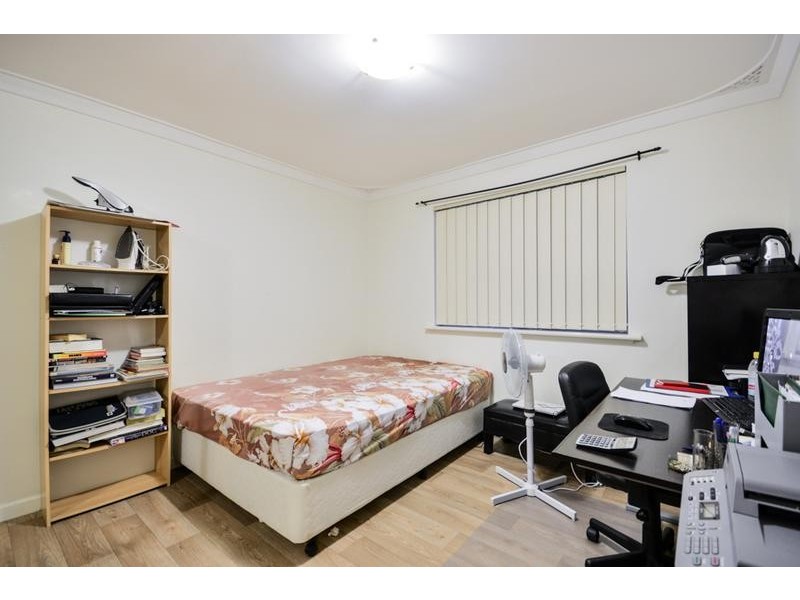 8 Leach Highway, Wilson WA 6107