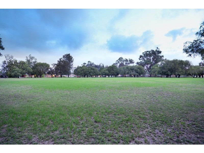 8 Leach Highway, Wilson WA 6107