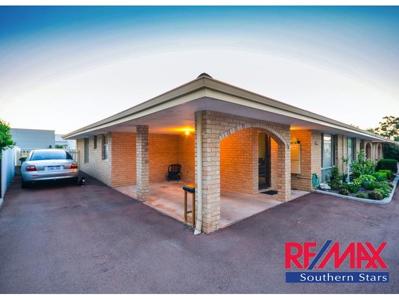 18/9 Mallard Way, Cannington WA 6107