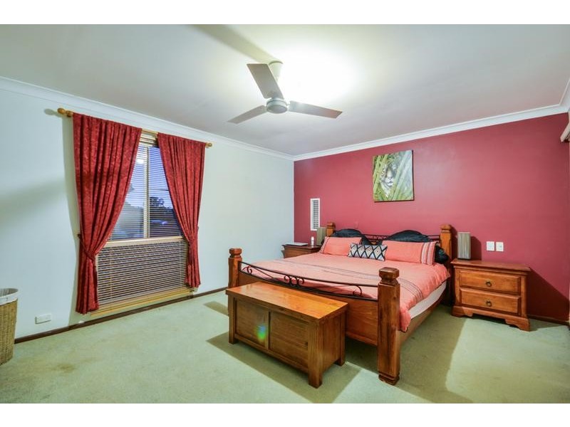 1 Clowes Court, Thornlie WA 6108