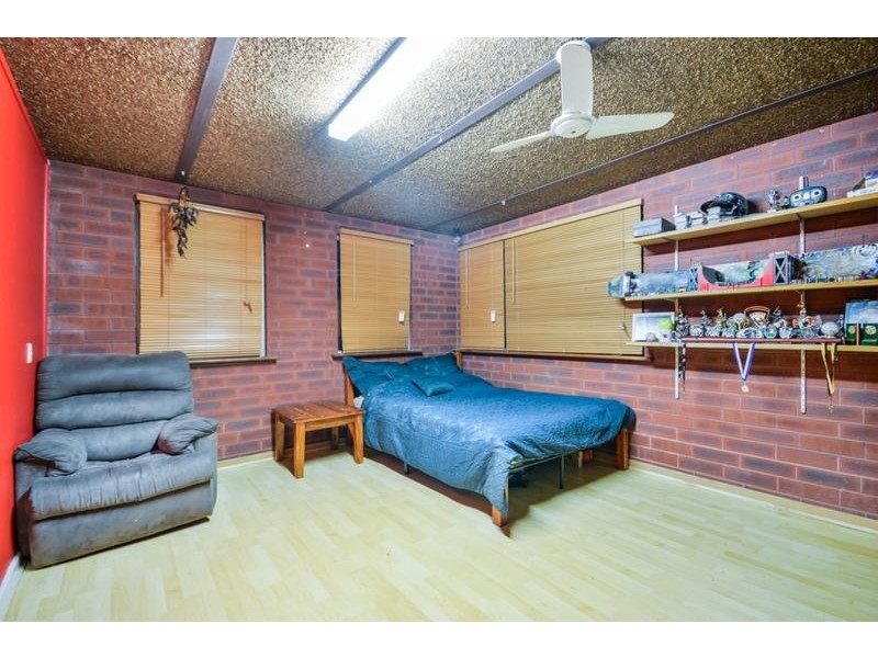 1 Clowes Court, Thornlie WA 6108