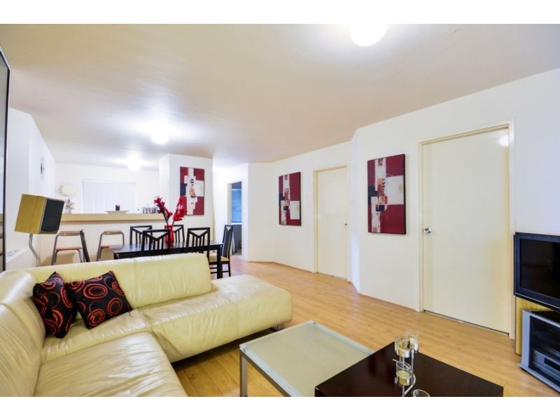 8/12 McMaster Street, Victoria Park WA 6100