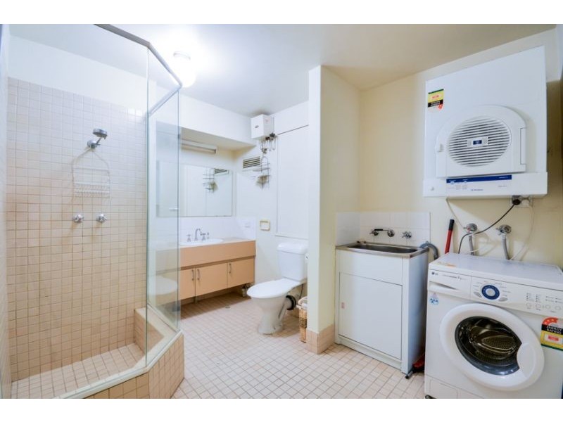 8/12 McMaster Street, Victoria Park WA 6100