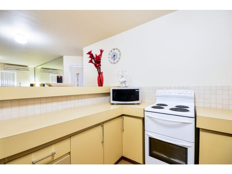 8/12 McMaster Street, Victoria Park WA 6100