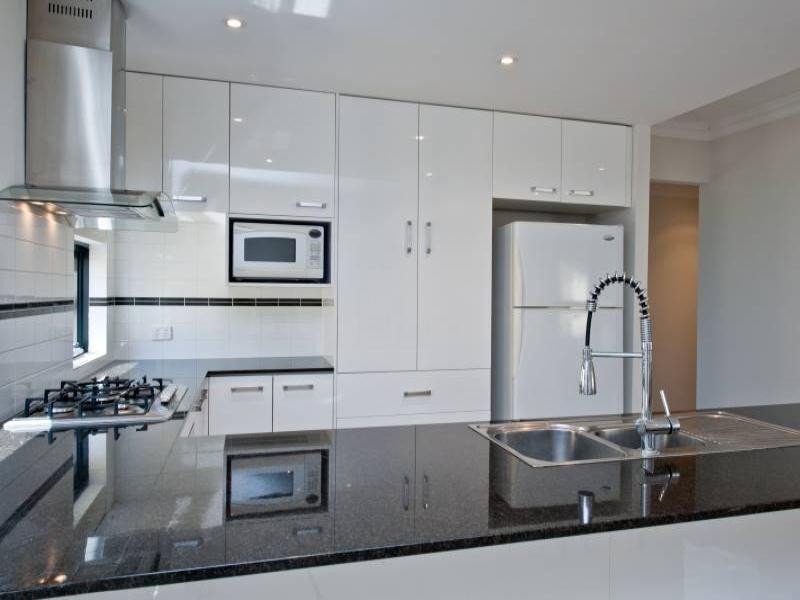 24 Peacock Street, Cloverdale WA 6105