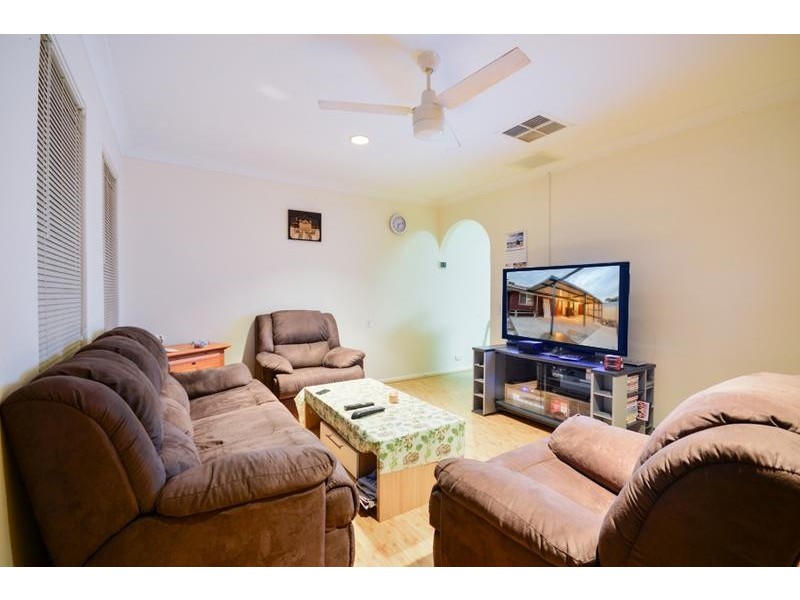 13 Arbour Place, Kelmscott WA 6111