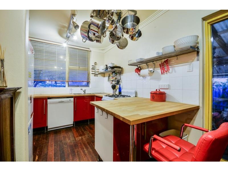 11 Saturn Street, Beckenham WA 6107