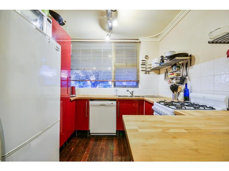 11 Saturn Street, Beckenham WA 6107