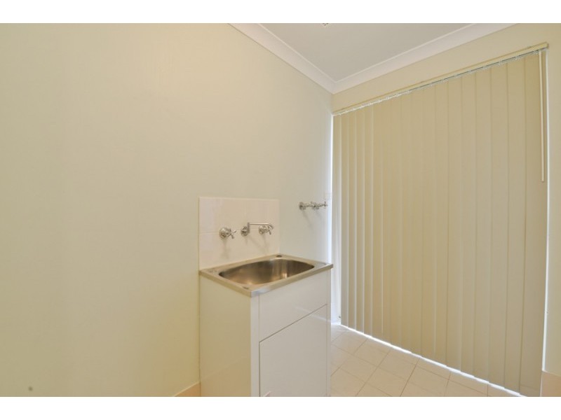 20A Devonshire Tce, Armadale WA 6112