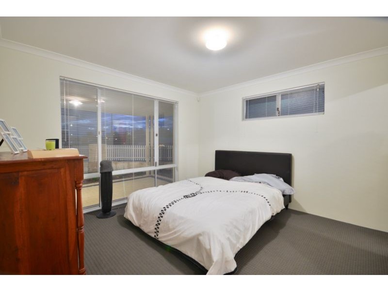 39 Lyon Road, Atwell WA 6164