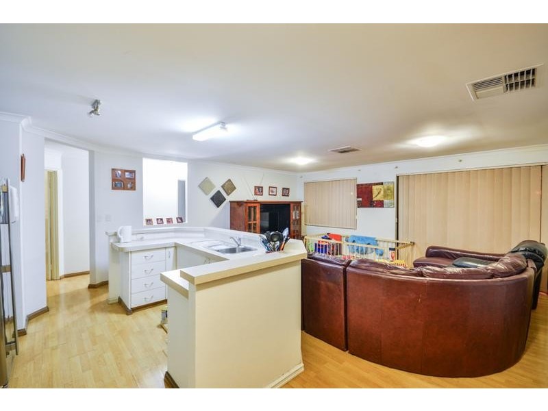 6 Cayman Place, Kenwick WA 6107