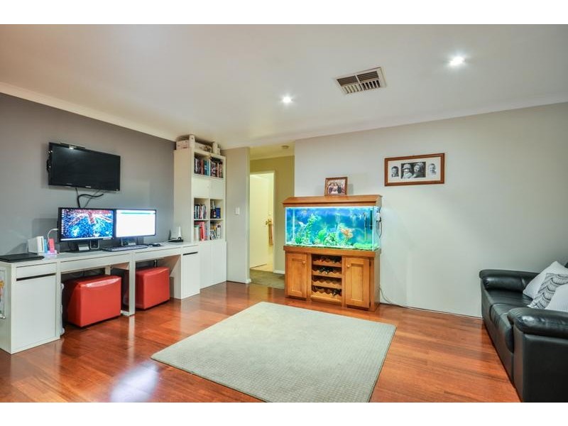 245 Station Street, East Cannington WA 6107