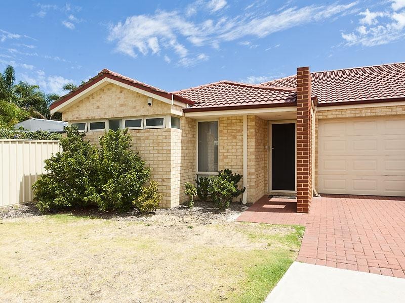 1/35 Nicholson Road, Cannington WA 6107