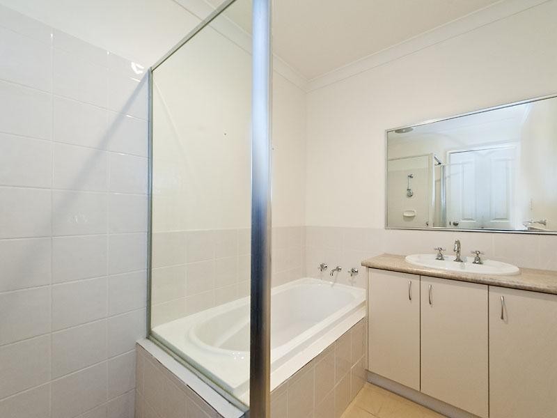 1/35 Nicholson Road, Cannington WA 6107