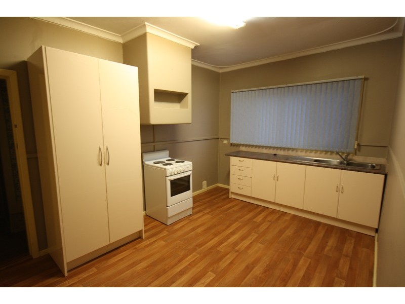 32 Gerard St, East Cannington WA 6107